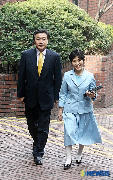 손학규 전 지사 내외, 경동교회 방문