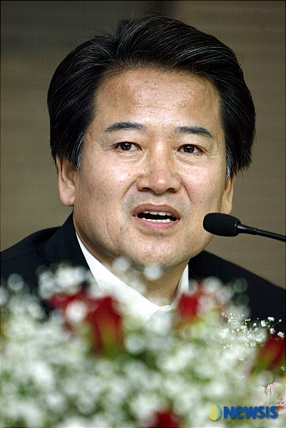 기조연설하는 정동영 전 장관