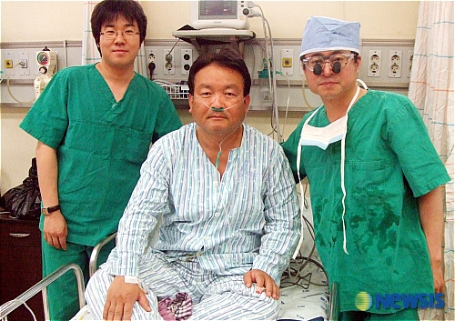 무료심장수술 받은 신장우 교사