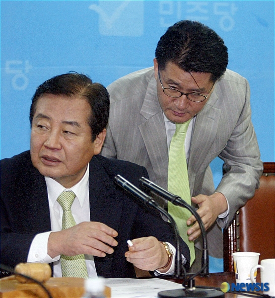 대변인의 귀뜸