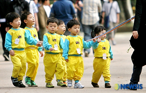 아장아장 우리 소풍왔어요