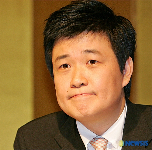 김성주, 국제대학생 평화영화제 MC