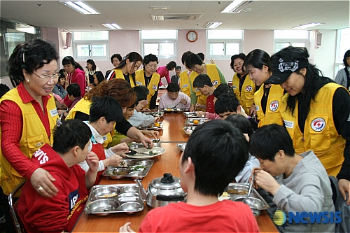 장애우들과 함께한 즐거운 점심’
