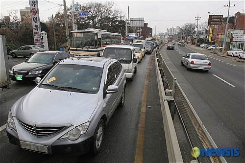 극심한 정체보이는 강화도 서울방향 도로