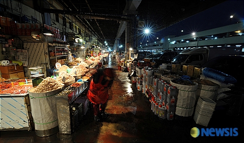 새벽을 여는 사람들
