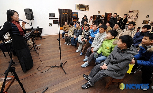 즐거운 전시회 나들이 나온 은평재활원
