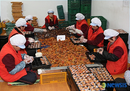 맛과 품질 뛰어난 영동곶감