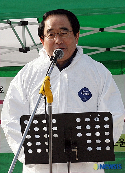 박명재 행자부 장관, 태안 현장 방문