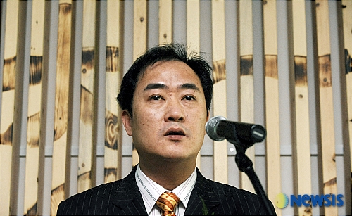 인사말하는 김선우 대일 에듀팰리스 센터장