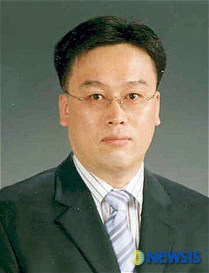 국토해양부 포항지방해양항만청 신임 권중영 청장