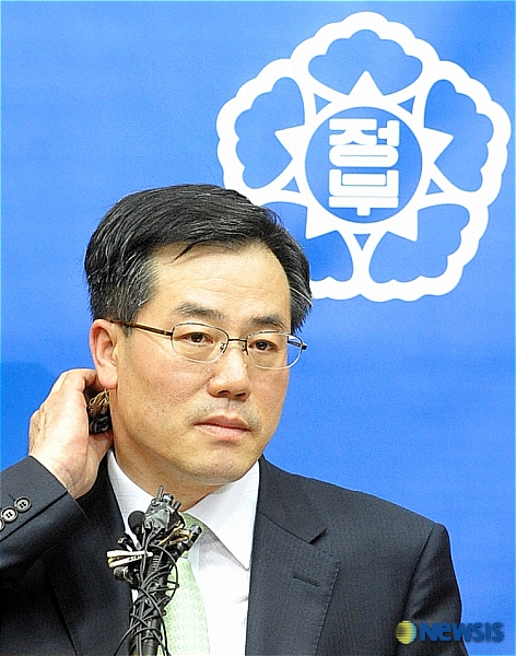 땀닦는 정승 식품산업본부장