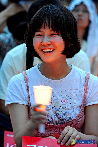밝은 미소 가득한 미사