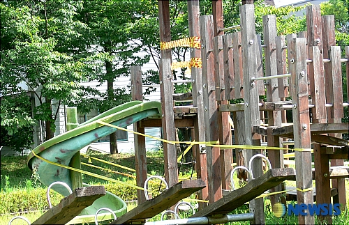 관리 부재로 흉물 돼버린 어린이 공원