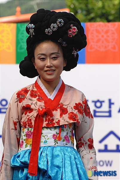 ‘수줍은’ 황진이
