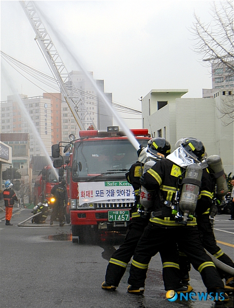 용산소방서, 용산경찰서에서 공공기관 소방훈련 실시
