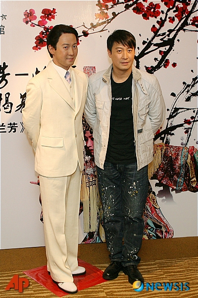 여명, 인형이 더 낫네