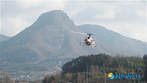 장흥군도 무인항공방제 시대 열어