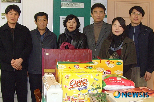 경상대 공무원사회봉사단, 복지시설에 생필품 전달
