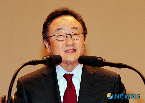 무역협회장 취임한 사공일 전 국가경쟁력강화위원장
