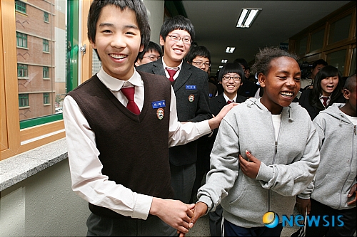 에티오피아 육상 꿈나무 한국 친구들 반가워요