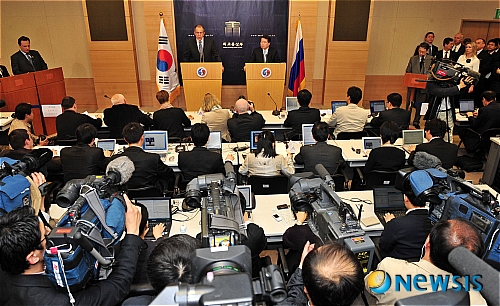 한-러 양국 외교장관 공동기자회견