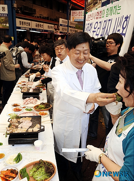 돼지고기 안심하고 드세요