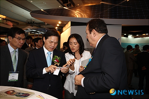 환경수도 전도사 나선 박완수 창원시장