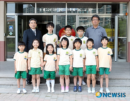 포스코교육재단 3개 초중학교 성균관대 주최 영어수학학력경시대회 최우수학교상 석권