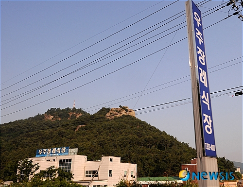 전남 고흥에는 우주장례식장이 있다.