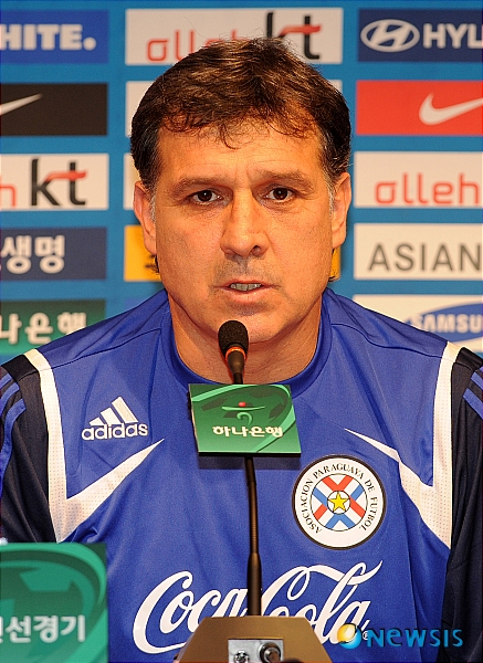 헤라르도 마르티노 파라과이감독, 최고의 경기 펼치겠다!