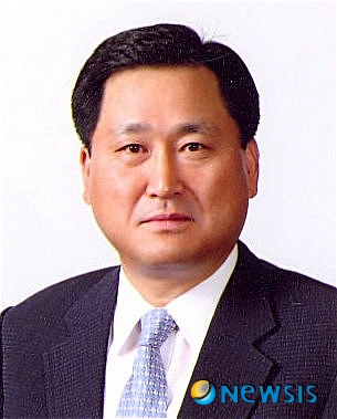 금원기업 김진홍 사장, 포스텍에 발전기금 출연