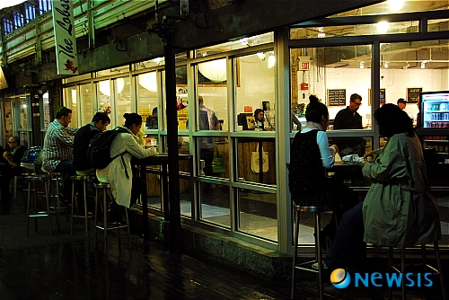 <뉴욕스케치>첼시마켓의 식당