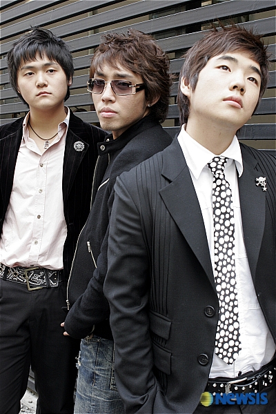엠투엠 5년만에 해체 Good Bye