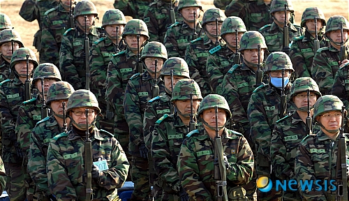 예비군 훈련 체험하는 예비군 지휘관들