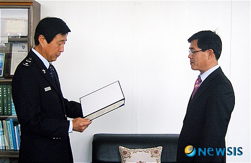 모범납세 진주성화산업, 관세청장상 수상
