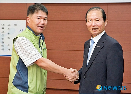 군산시, 군산시공무원노조와 단체협약 체결