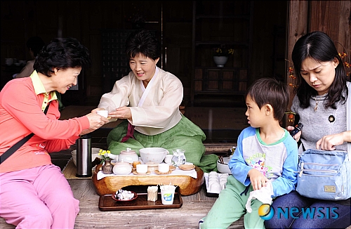 따듯한 차 한잔으로 다도체험