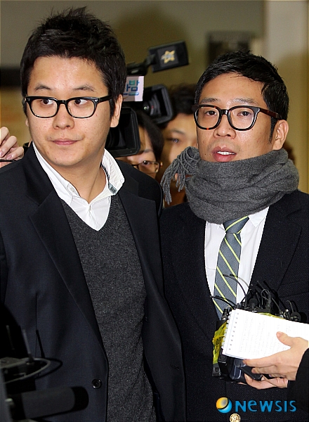 첫 공판 마친 엠씨 몽