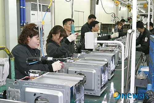 대우일렉 광주공장 전자레인지 생산라인