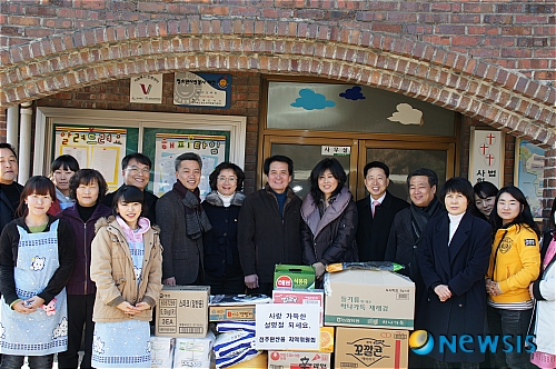 民전주완산을, 사회적약자 보듬기 훈훈
