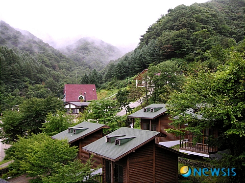 지리산 자연휴양림으로 여행 떠나요