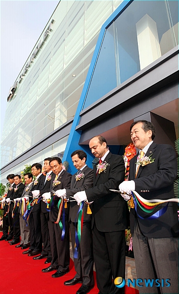한국GM 군산대리점 재개관