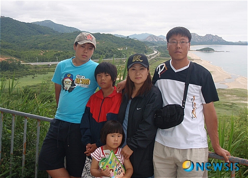 50명의 천사를 돌봐 온 김영수 상사 가족