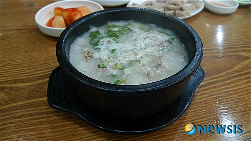 [뉴시스아이즈]맛집-서울 신대방동 서일 순대국