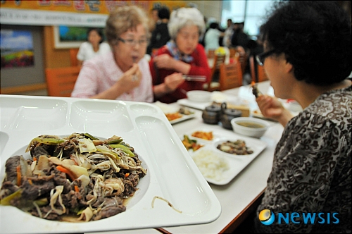 금요일 울산시청 구내식당엔 한우 가득~