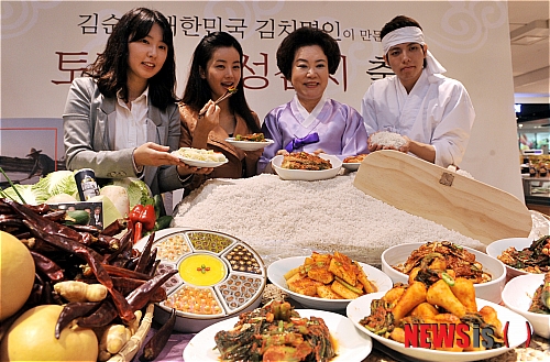 한성식품, 토판염으로 만든 김치 출시