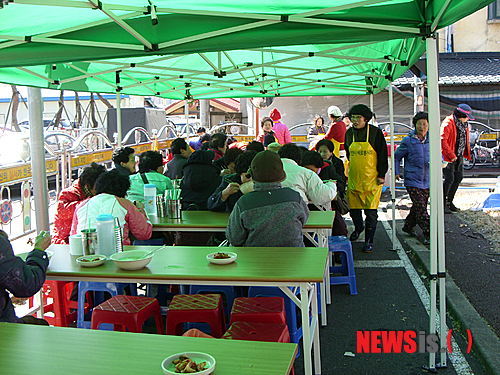 금산경찰서, 독거노인 등에게 국수봉사