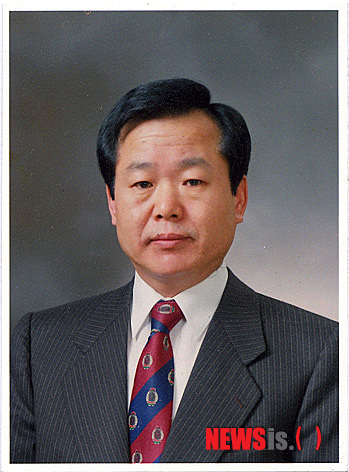 한국방송기자클럽 제12대 회장, 엄효섭씨