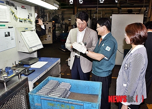 기업 현장을 찾은 이한수 익산시장