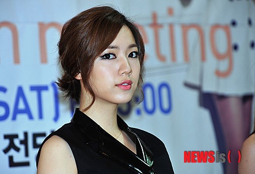 티아라 화영, 탤런트된다…문채원 한솥밥 초읽기